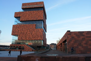 河畔博物馆Museum aan de Stroom