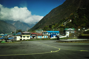 旦增希拉里机场Tenzing Hillary Airport