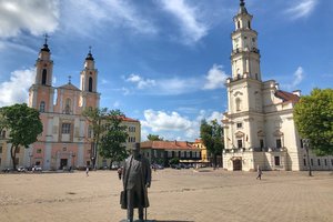 考纳斯市政厅广场Kaunas Town Hall