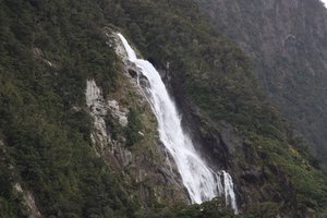 博文瀑布Bowen Falls