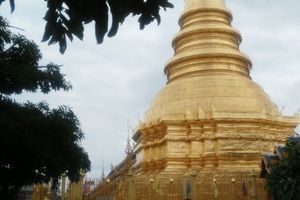 Wat Phra That Hariphunchai