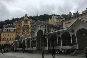 卡罗维发利市场温泉回廊Market kolonáda
