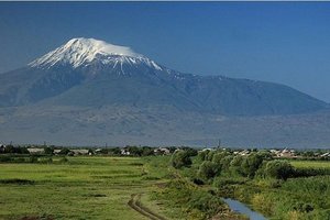 亚拉腊山Mount Ararat