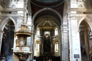 科雷吉亚塔教堂Collegiata dei Pietro e Stefano