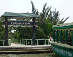 Thuan Tinh Island