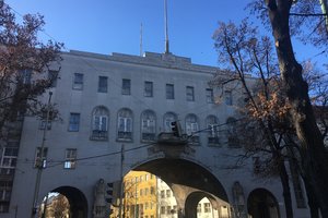 英雄门Hősök kapuja