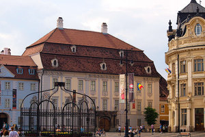 布鲁肯陶尔博物馆Brukenthal Palace