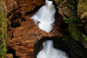 魔鬼瀑布Devi's Falls