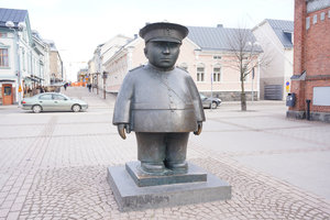 奥卢胖警察铜像The Fat Policeman