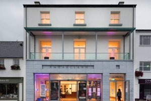 韦斯特波特市政厅剧院Town Hall Theatre Westport