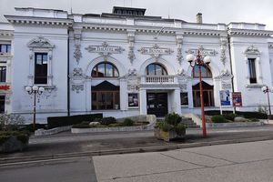 本诺贝松剧院Benno Besson Theatre