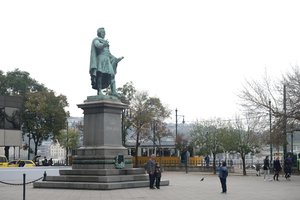 塞切尼广场 Széchenyi térSzechenyi Square