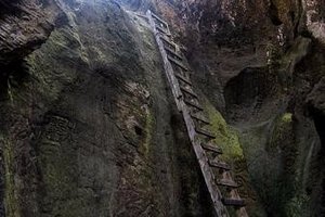 El coayuco la cueva del indio