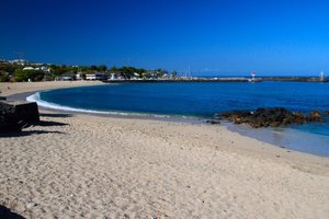 黑罗什海滩Plage des Roches Noires