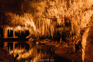 湖泊洞穴Lake Cave