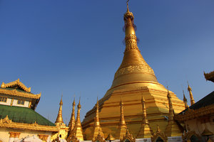 斋德兰佛塔Kyaik Tan Lan pagoda