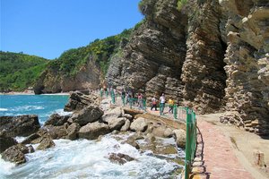 贾兹海滩Jaz Beach