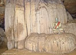 Tham Loup &amp; Tham Hoi Caves