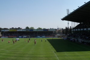 登.德雷夫球场Stade Den Dreef