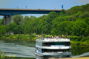 摩泽尔河上的申根大桥De Moezelbrug bij Schengen
