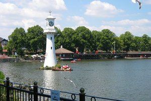 天鹅湖公园Roath Park