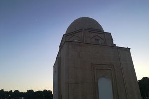 伊希拉特哈那陵墓Ishratkhana Mausoleum