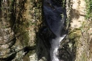 Agura瀑布Agura Waterfall