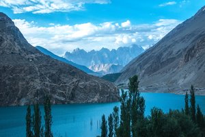 罕萨堰塞湖Hunza Lake
