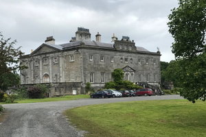 韦斯特波特别墅Westport House