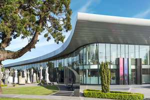 格拉斯内文墓地博物馆Glasnevin Cemetery Museum