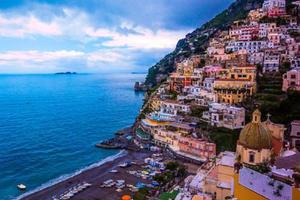 那不勒斯海岸长廊Via Caracciolo e Lungomare di Napoli