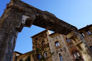 水井广场Piazza della Cisterna