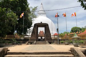 塞露维拉·曼加勒寺Seruvila Mangala Raja Maha Viharaya
