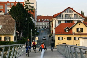 学生步行桥Studenci Footbridge