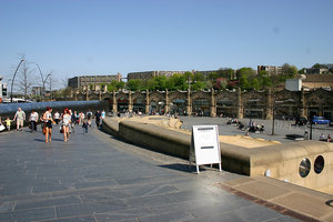 谢菲尔德火车站前广场Sheaf Square