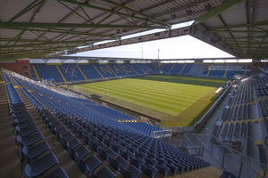 拉特瓦雷球场Rat Verlegh Stadion