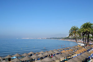 丰塔尼利亚海滩Playa de La Fontanilla
