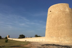 乌姆盖万城墙Umm Al Qaiwain Wall