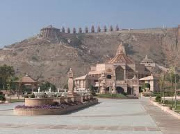 纳内里耆那教寺庙Nareli Jain Temple