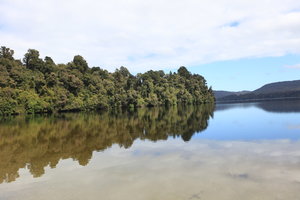 马波里卡湖Lake Mapourika