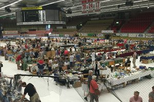 FM Mattsson冰球场FM Mattsson Arena