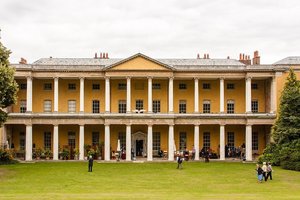西维康比庄园West Wycombe Park