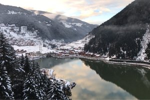 乌宗湖