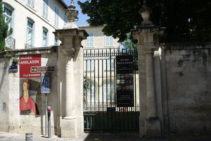 安格拉东博物馆Musee Angladon