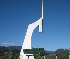 新西兰地理中心碑Centre of New Zealand