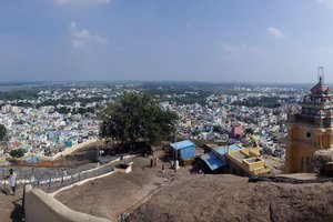 岩堡Rock Fort