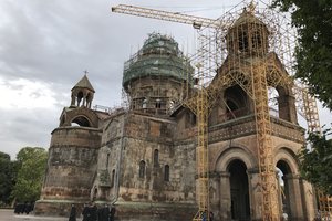 埃奇米亚津大教堂Cathedral of Echmiadzin/Mayr Tachar