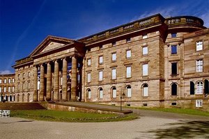 威廉郡宫殿Schloss Wilhelmshohe