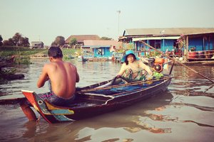 磅清扬水上屋kampong chhnang floating village