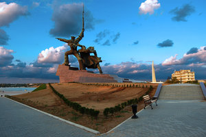 塞瓦斯托波尔水手与士兵纪念碑Памятник ма